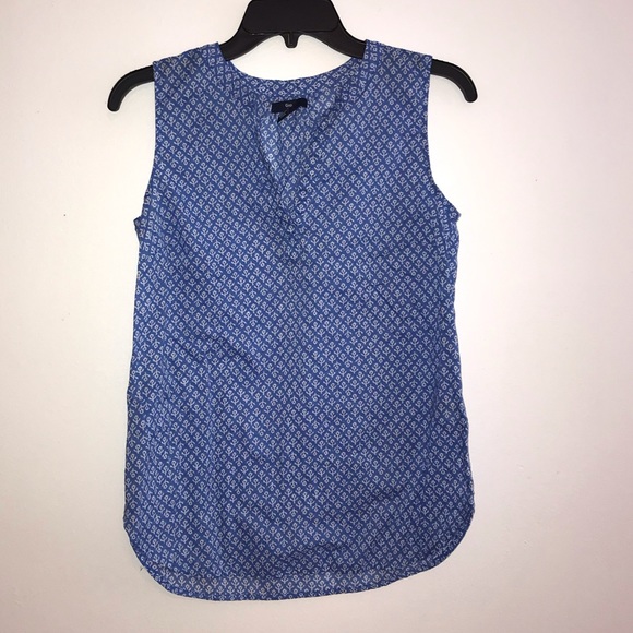 Gap top bundle - Picture 3 of 4